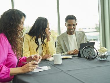 Technology-SHOT#6_SMALL_MEETING_ROOM_B_0117.jpg Technology-SHOT#6_SMALL_MEETING_ROOM_B_0117.jpg